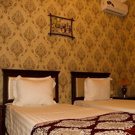 Hotel Margiana Samarkand Esterno foto