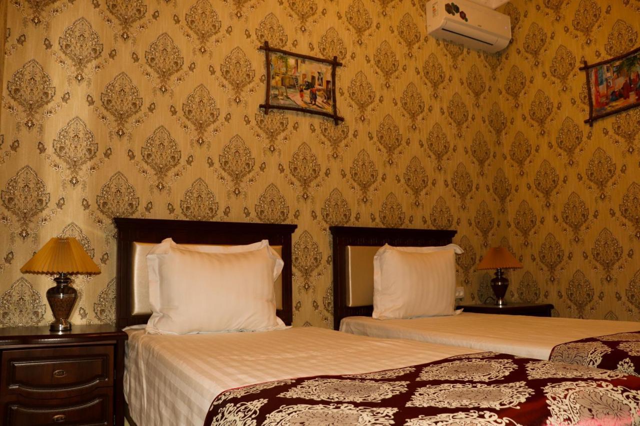 Hotel Margiana Samarkand Esterno foto