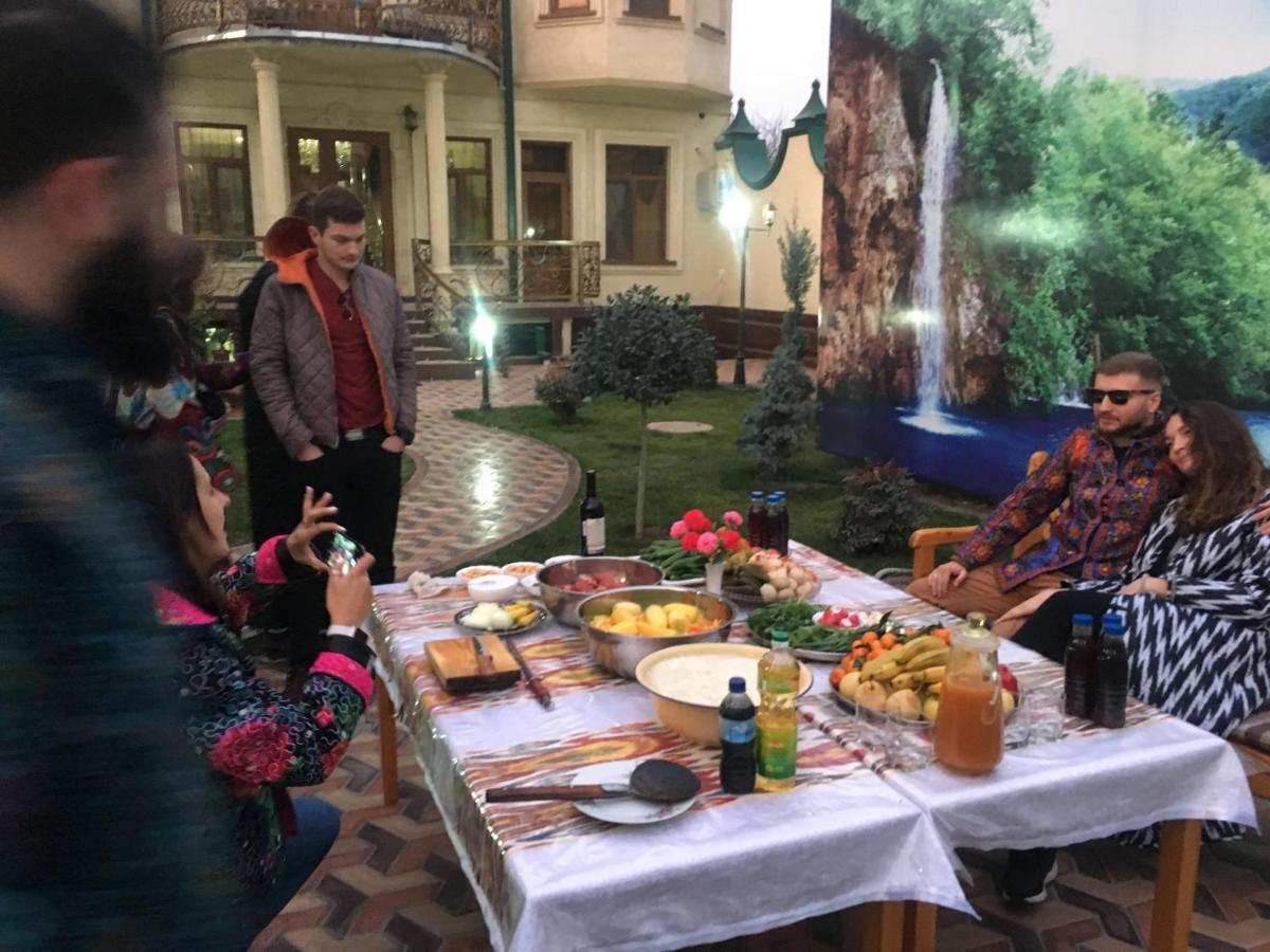 Hotel Margiana Samarkand Esterno foto